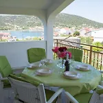 Pearl Apartamento *